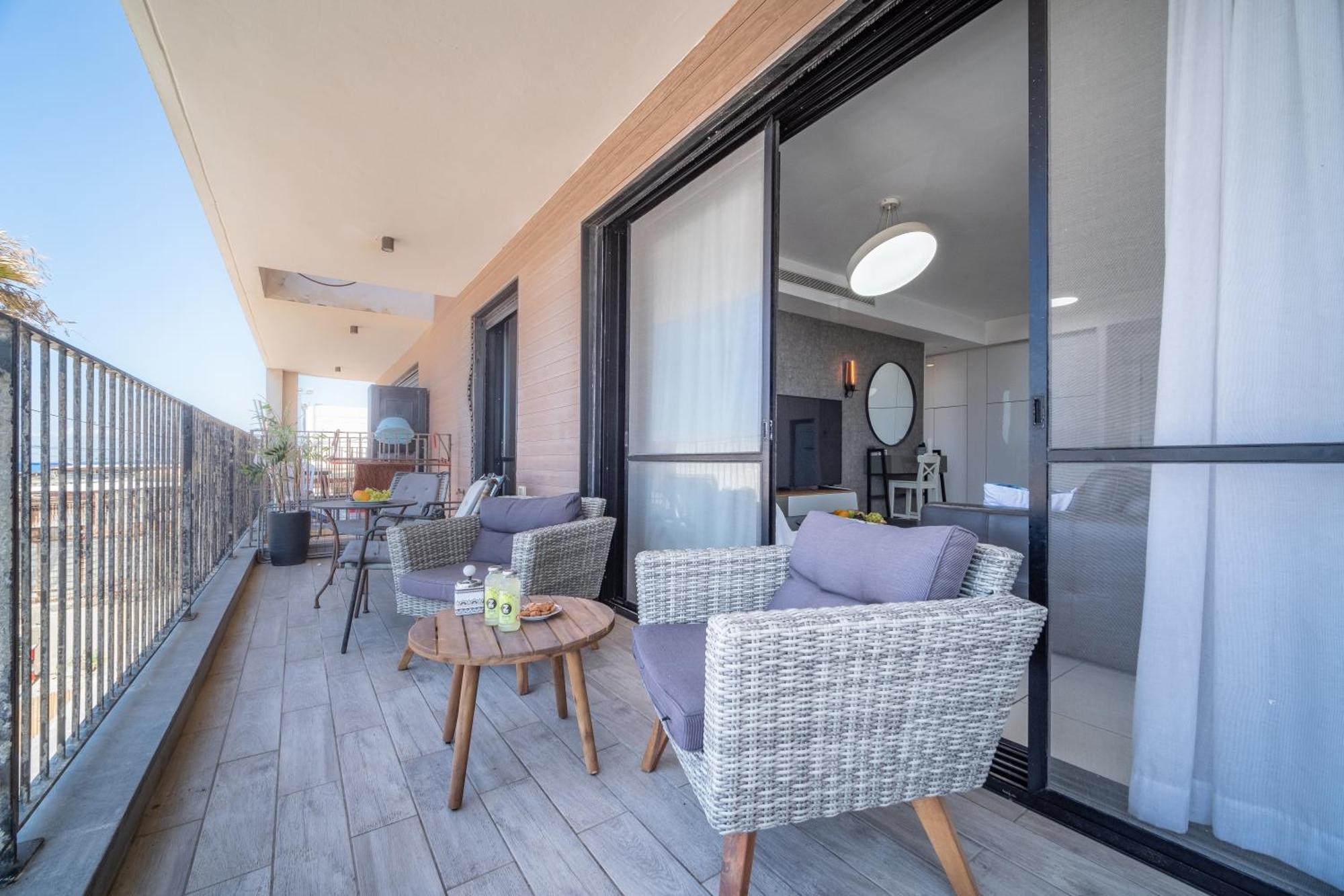Апартаменти Bat Galim Full Sea View Balcony By Sea N' Rent Хайфа Екстер'єр фото